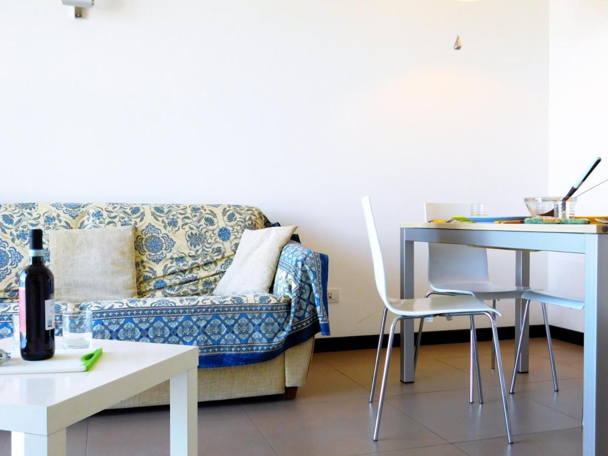 Bilocale Con Favolosa Vista Mare 레반토 외부 사진