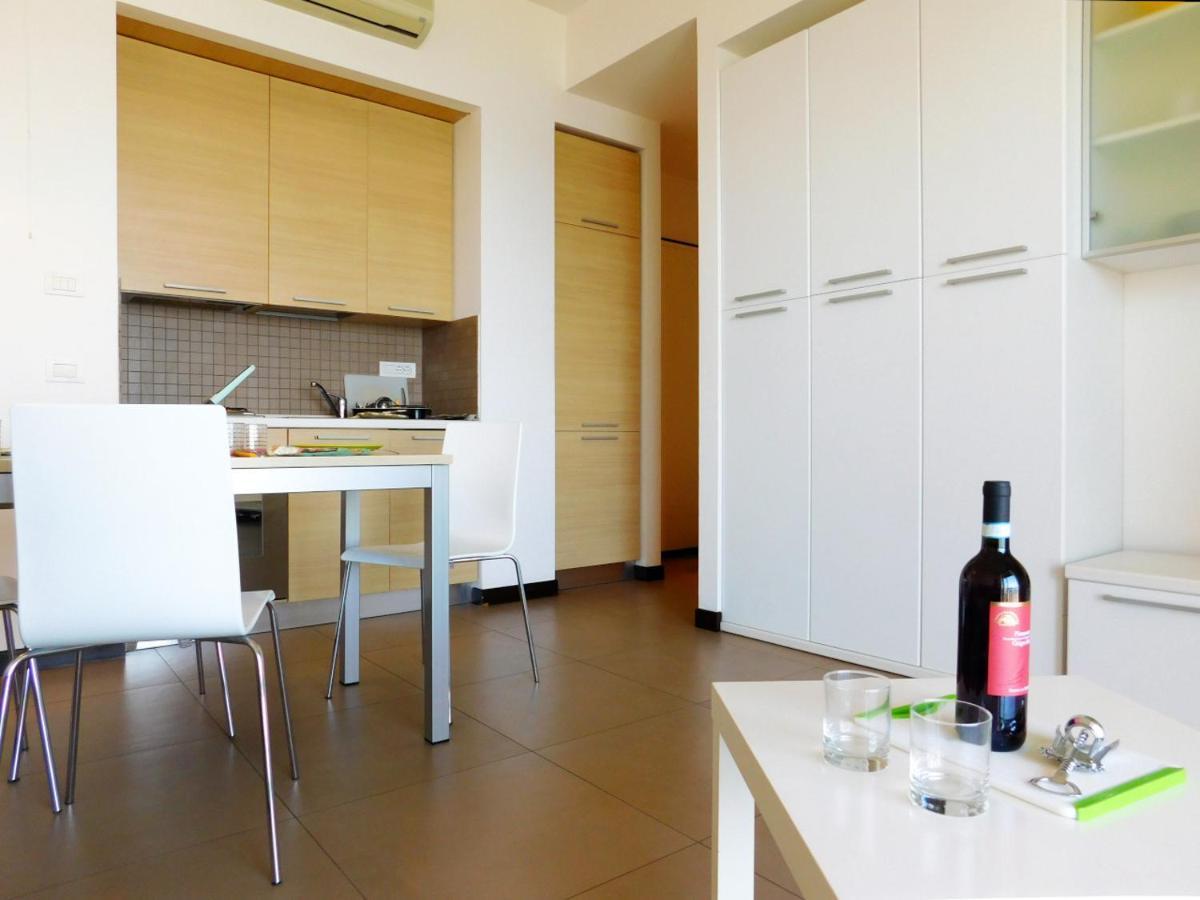 Bilocale Con Favolosa Vista Mare 레반토 외부 사진